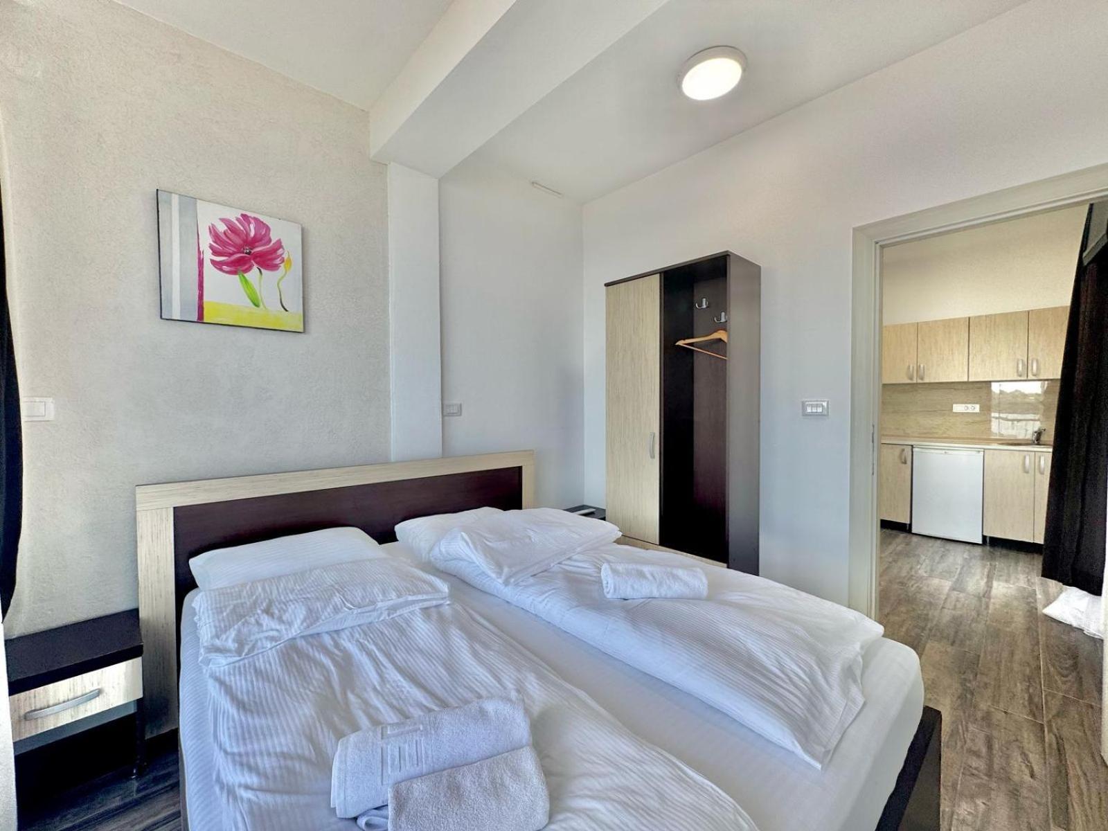 Beachfront Hotel Palma - Jaz Budva Eksteriør bilde