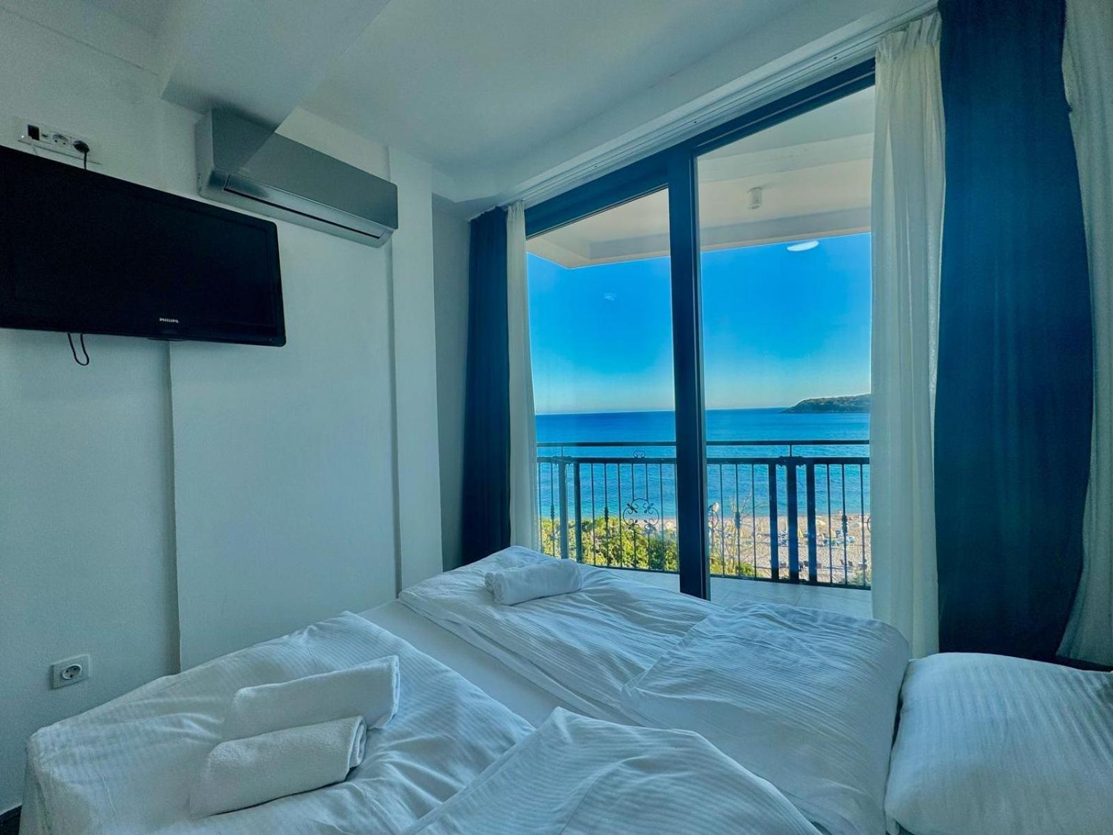 Beachfront Hotel Palma - Jaz Budva Eksteriør bilde