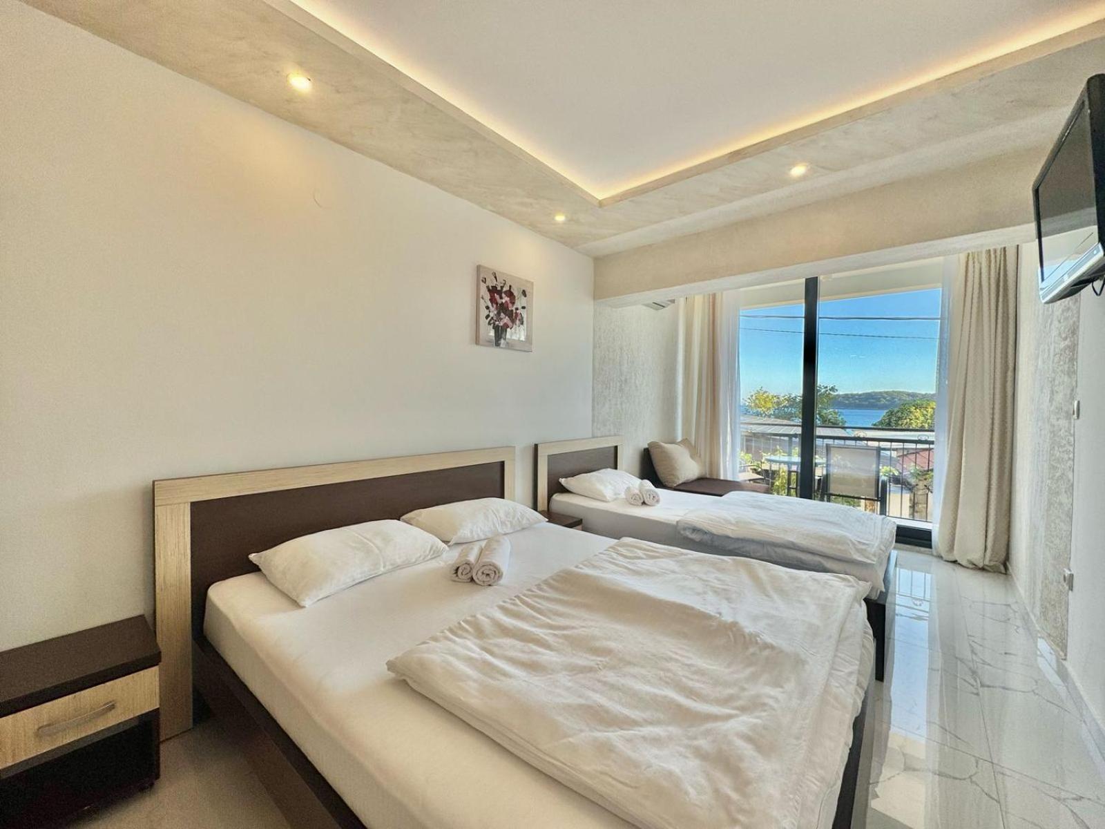 Beachfront Hotel Palma - Jaz Budva Eksteriør bilde