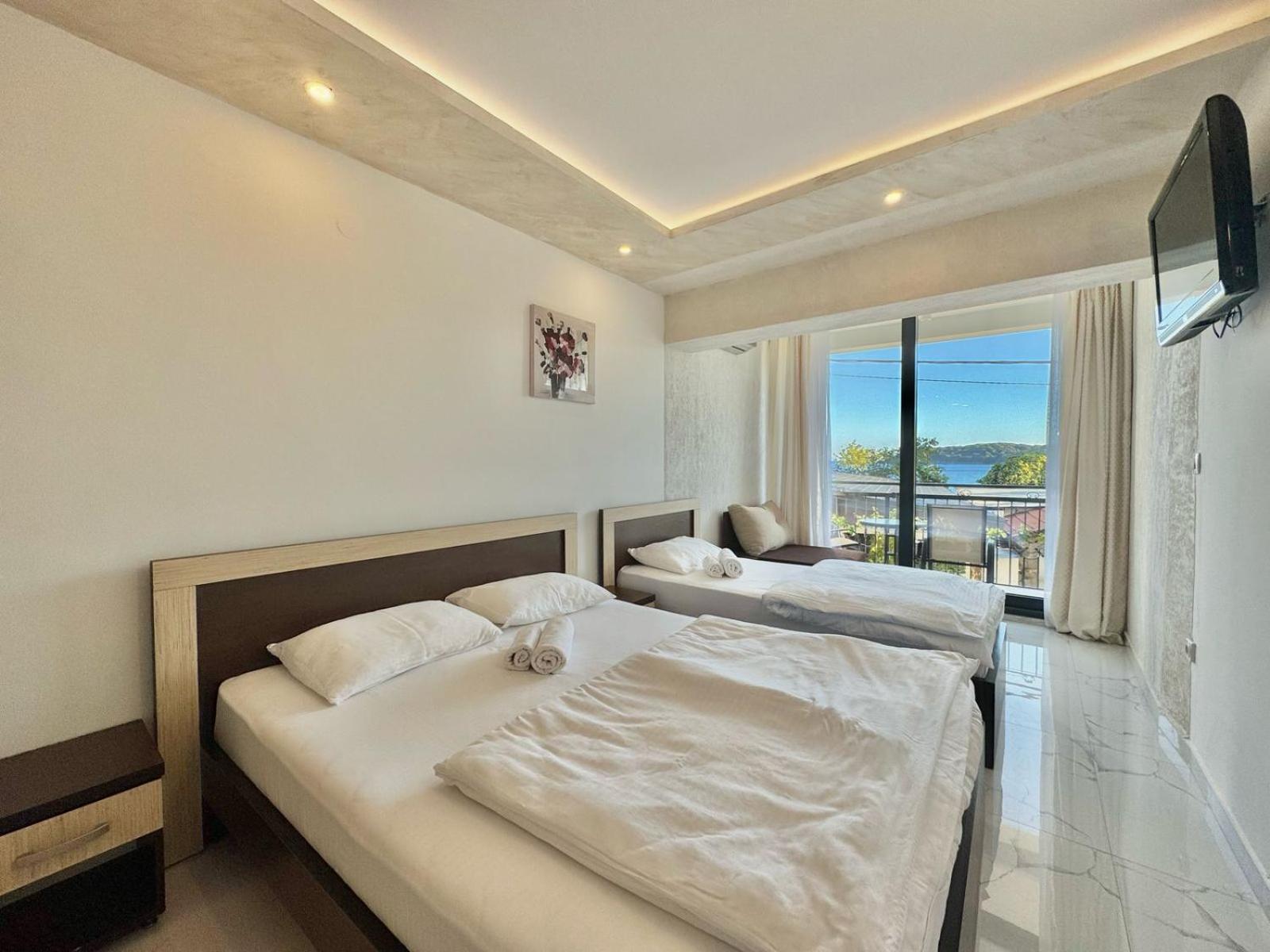 Beachfront Hotel Palma - Jaz Budva Eksteriør bilde
