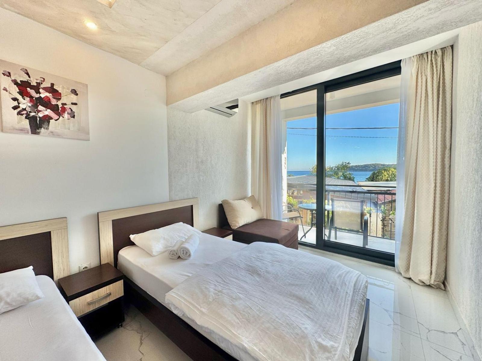 Beachfront Hotel Palma - Jaz Budva Eksteriør bilde