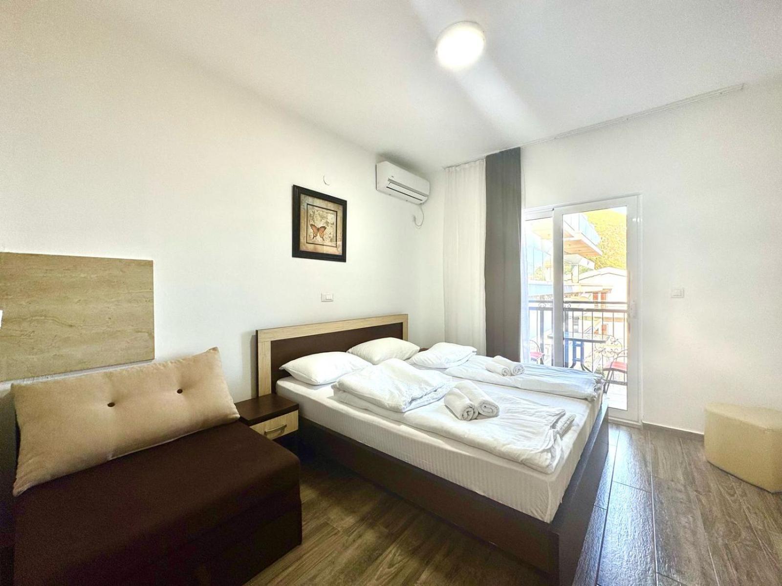 Beachfront Hotel Palma - Jaz Budva Eksteriør bilde