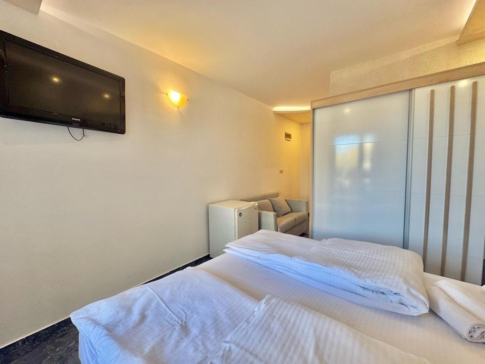 Beachfront Hotel Palma - Jaz Budva Eksteriør bilde